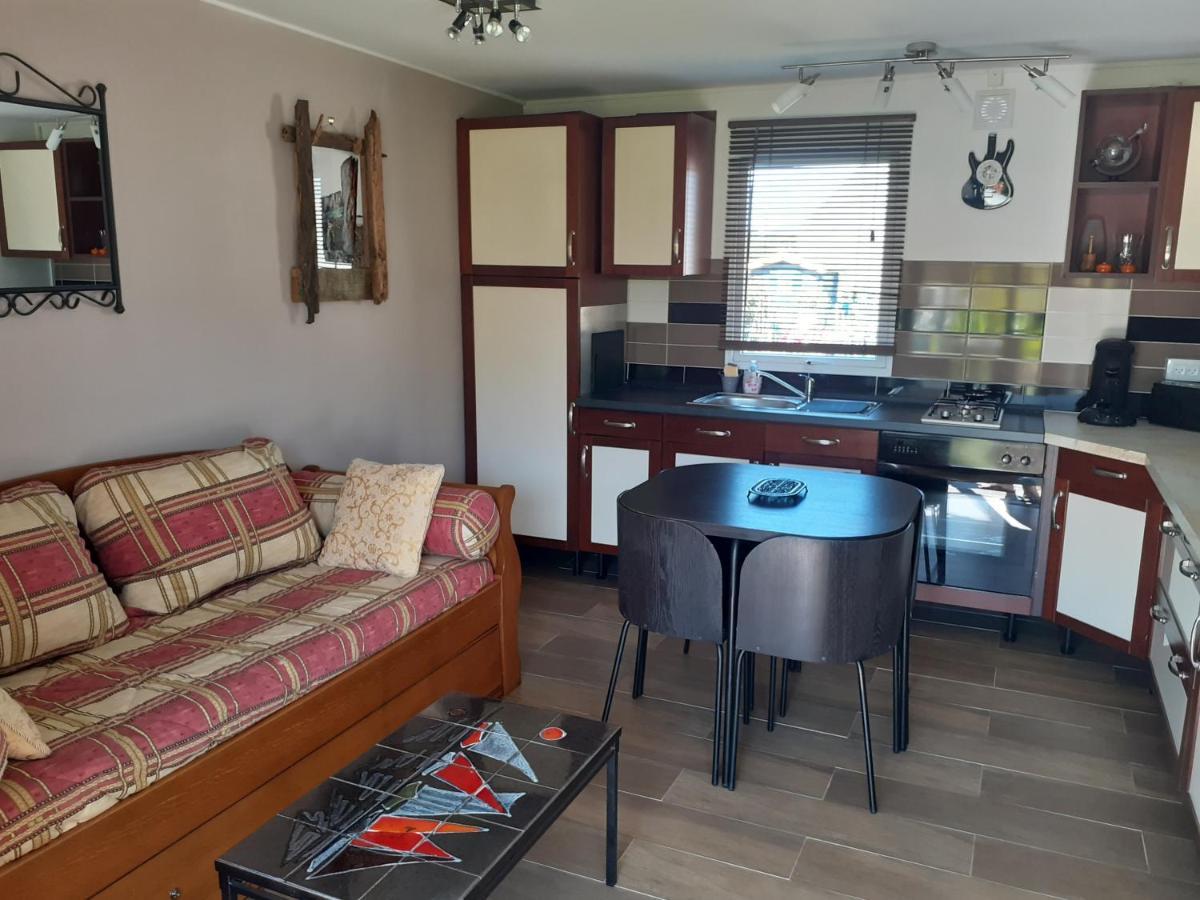 Petite Maison Chalet A 100 M De La Petite Mer De Gavres Riantec 外观 照片
